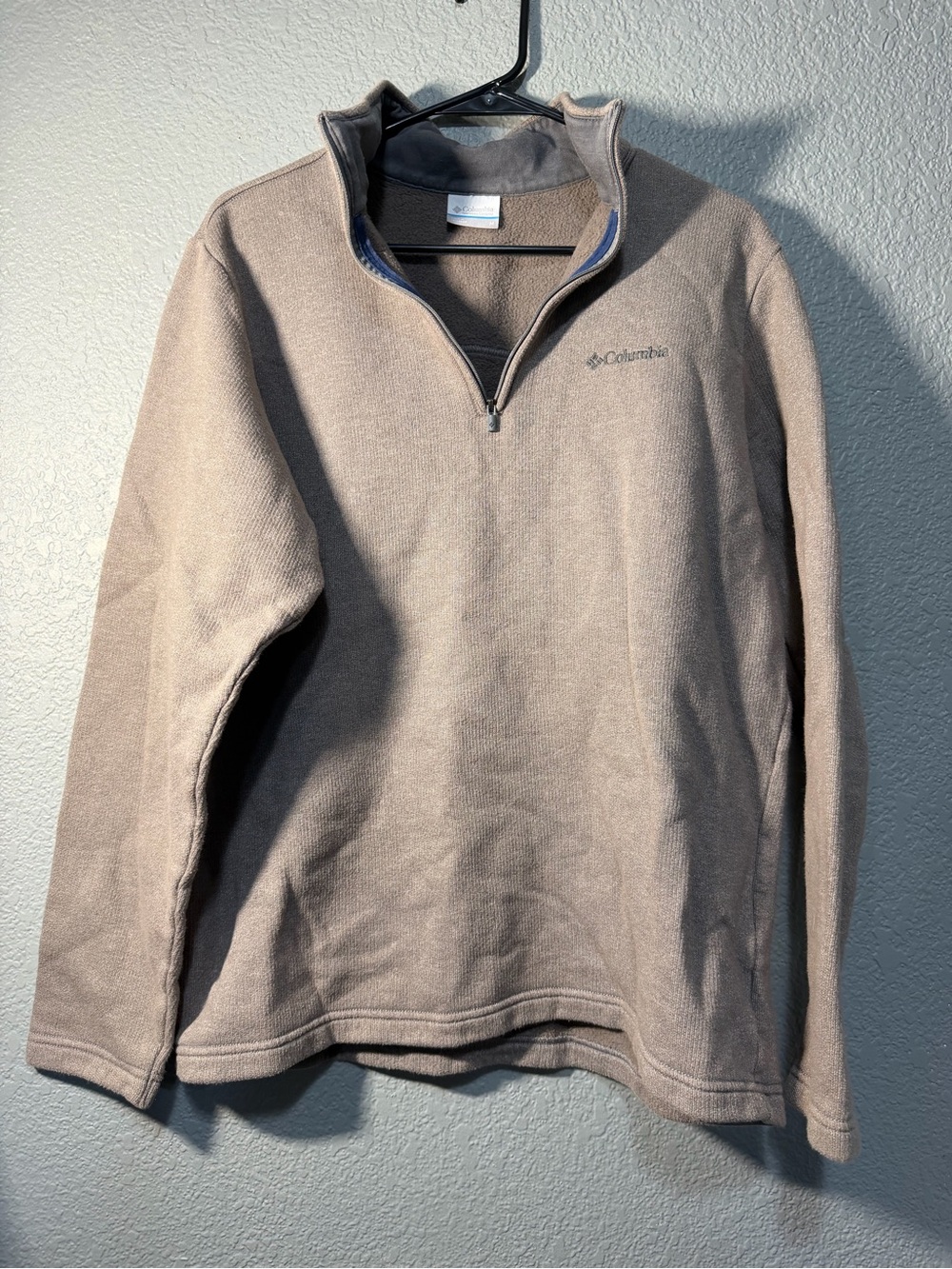 Columbia Men’s Taupe Zip-Neck Fleece